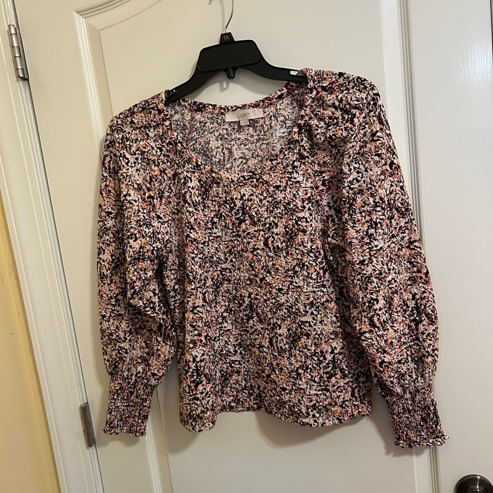 Loft Smocked Cuff Top Textured Balloon Sleeve Blouse - Picture 2 of 6